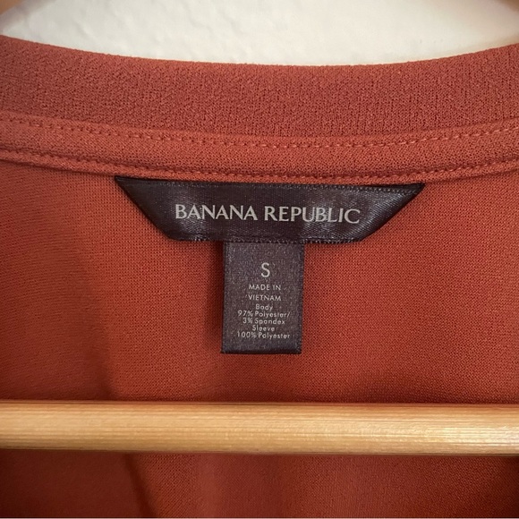Banana Republic Balloon Sleeve Top - Picture 4 of 4